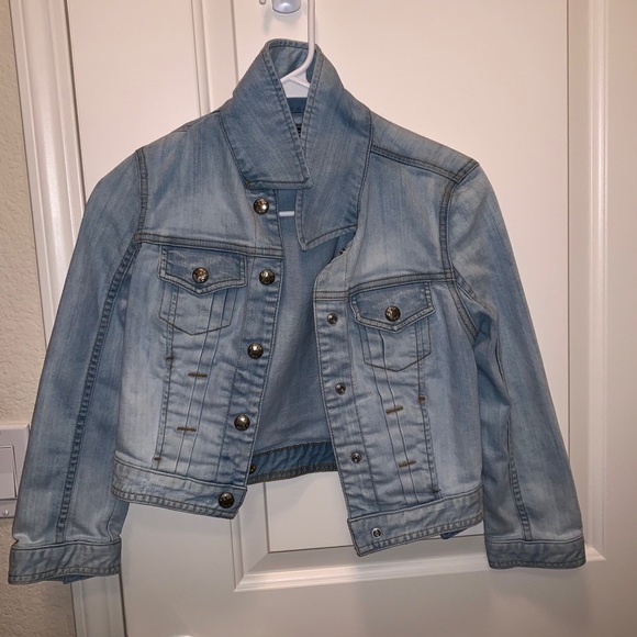 Guess Jackets & Blazers - Guess Crop Denim Jacket